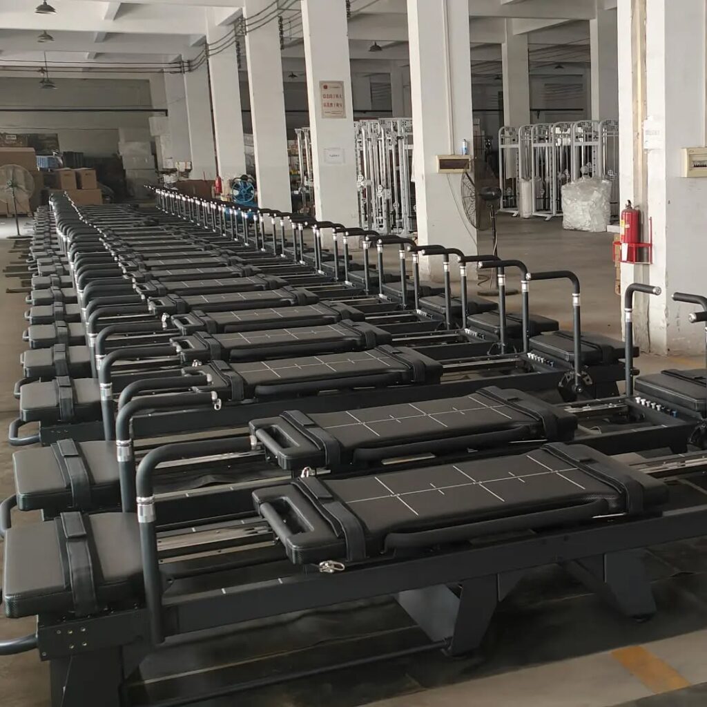 The advantages of heavy duty pilates reformer for physical therapy 1 Megacore commercial fitness studio aluminium pilates reformer bed pilates